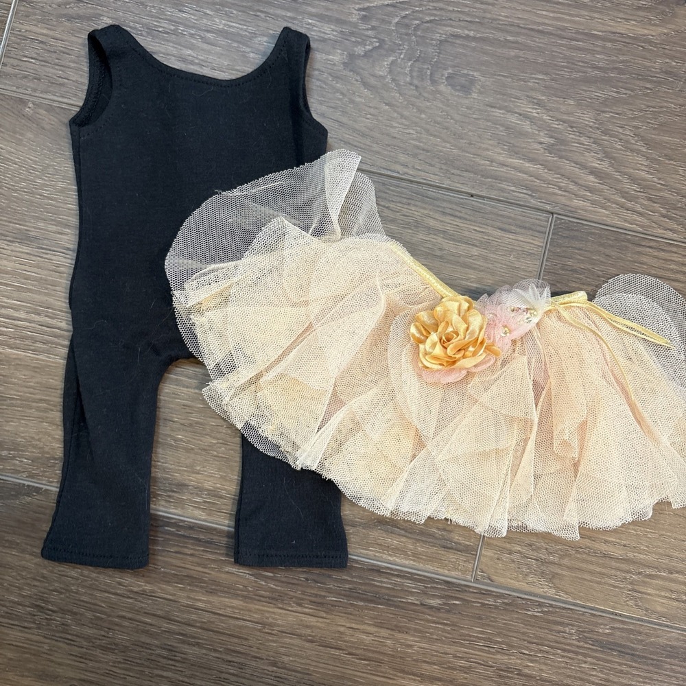 American Girl Doll Isabelle Performance Set Peach Tutu Black Leotard Outfit